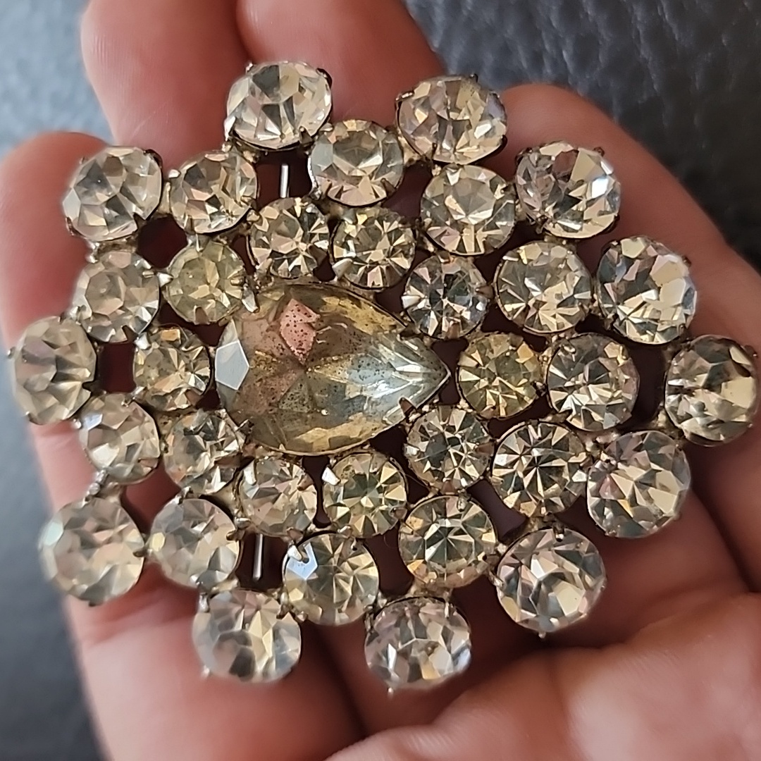 Vtg Brooch